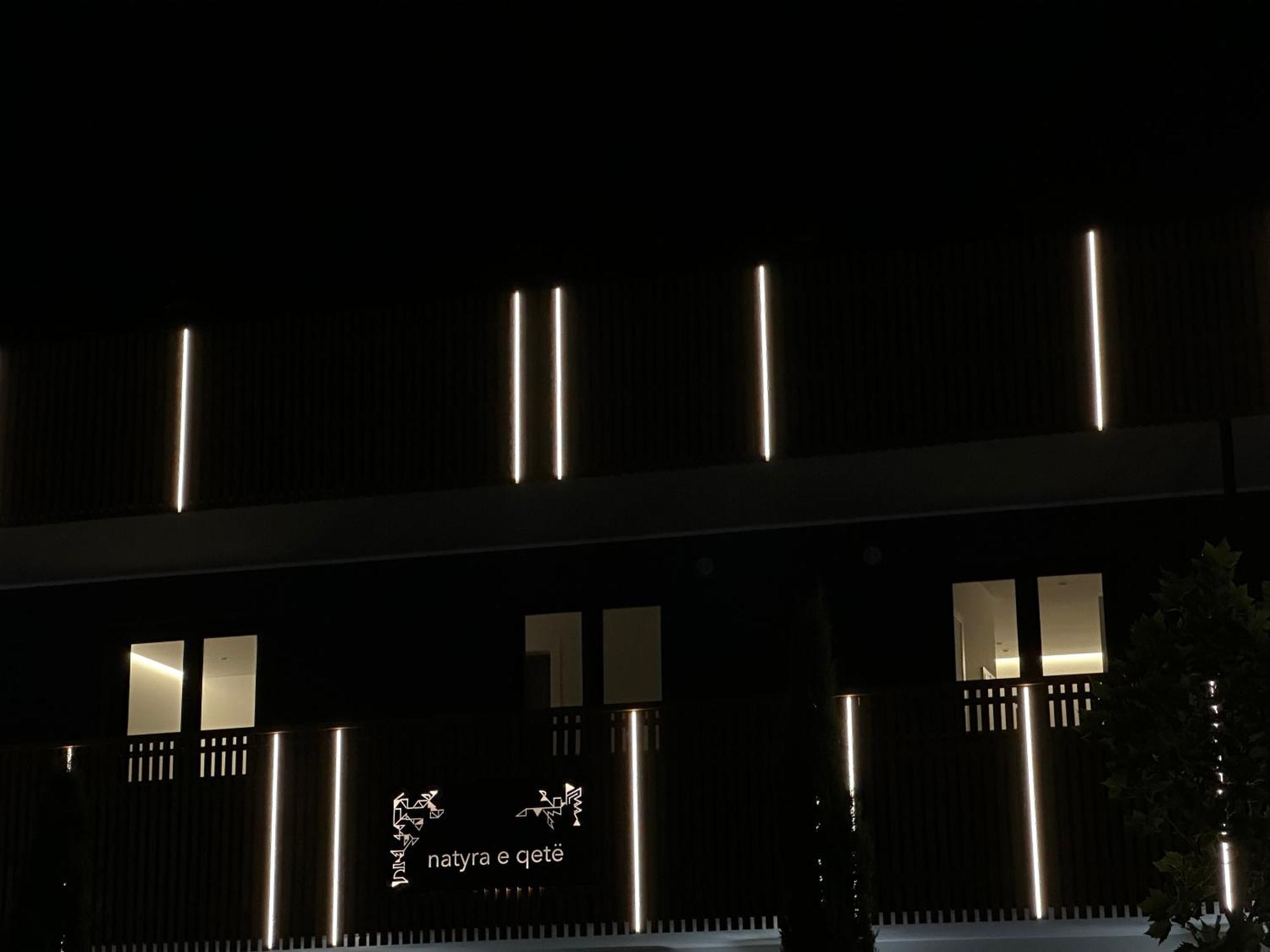 Hotel Restaurant Natyra E Qete Lezhë Exterior foto